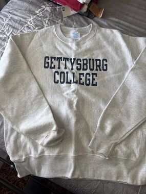 Champion Gettysburg College Crewneck Sweatshirt - Light Gray with Navy Lettering
